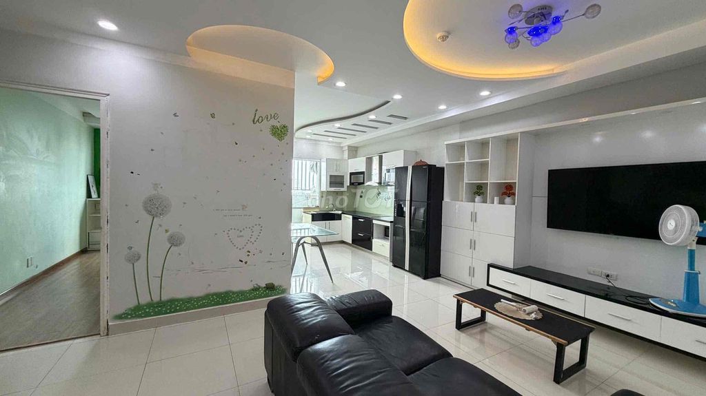 Rent · 2 bd · 78 м² · Quận 7, ул. Phạm Hữu Lầu