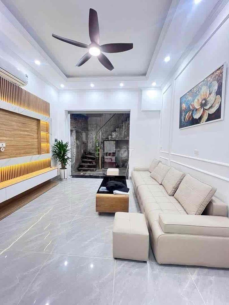 Bán nhà Trần Đại Nghĩa, 20m ra ô tô, ngõ thông, tặng NT, 33m2 * 5T.