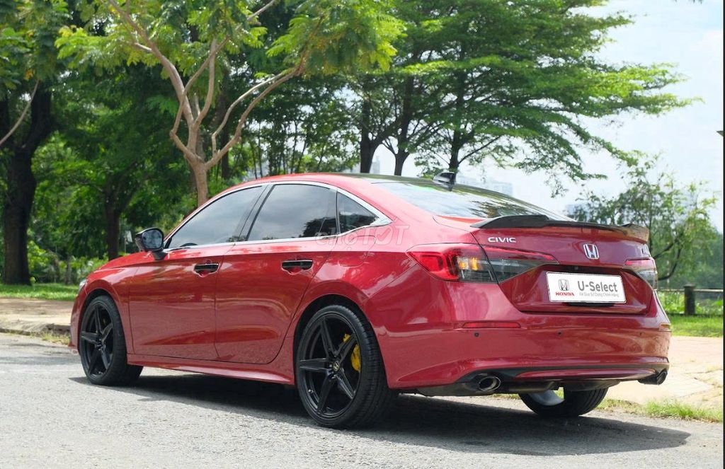 Honda Civic 2023 RS 1.5 AT - 3,4 vạn km-7 đồng hơn. Mua bán Ô tô tại Quận 7 Tp Hồ Chí Minh được đăng bởi HỒ TẤN ANH hình 4