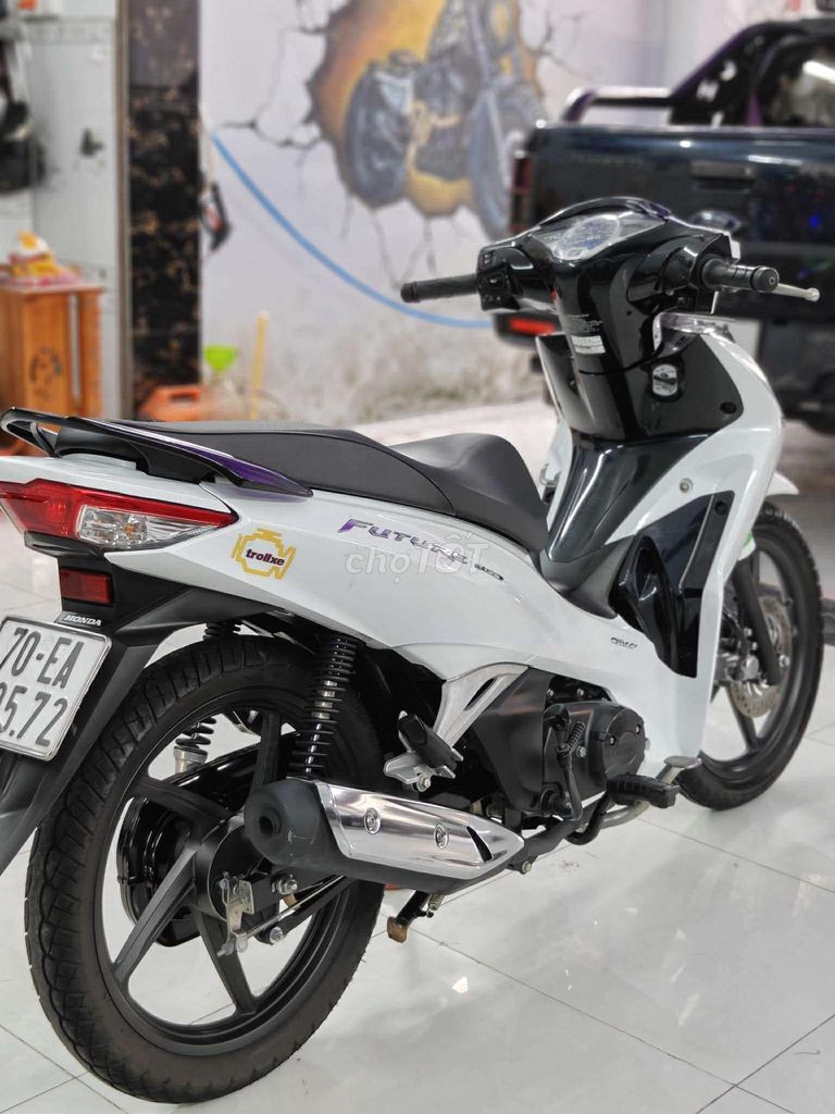 Honda Future LED 2024 Trắng 9000 km. Mua bán Xe máy tại Huyện Bình Chánh Tp Hồ Chí Minh được đăng bởi Hoán Nguyễn hình 6