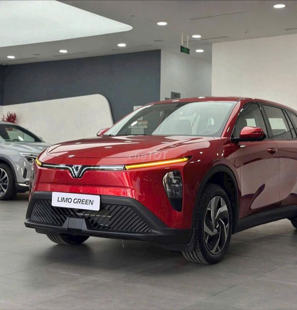 VinFast Limo Green 2025. Mua bán Ô tô tại Quận Cái Răng Cần Thơ được đăng bởi Trần Nguyễn Hoàng Long 20-12-02 hình 2
