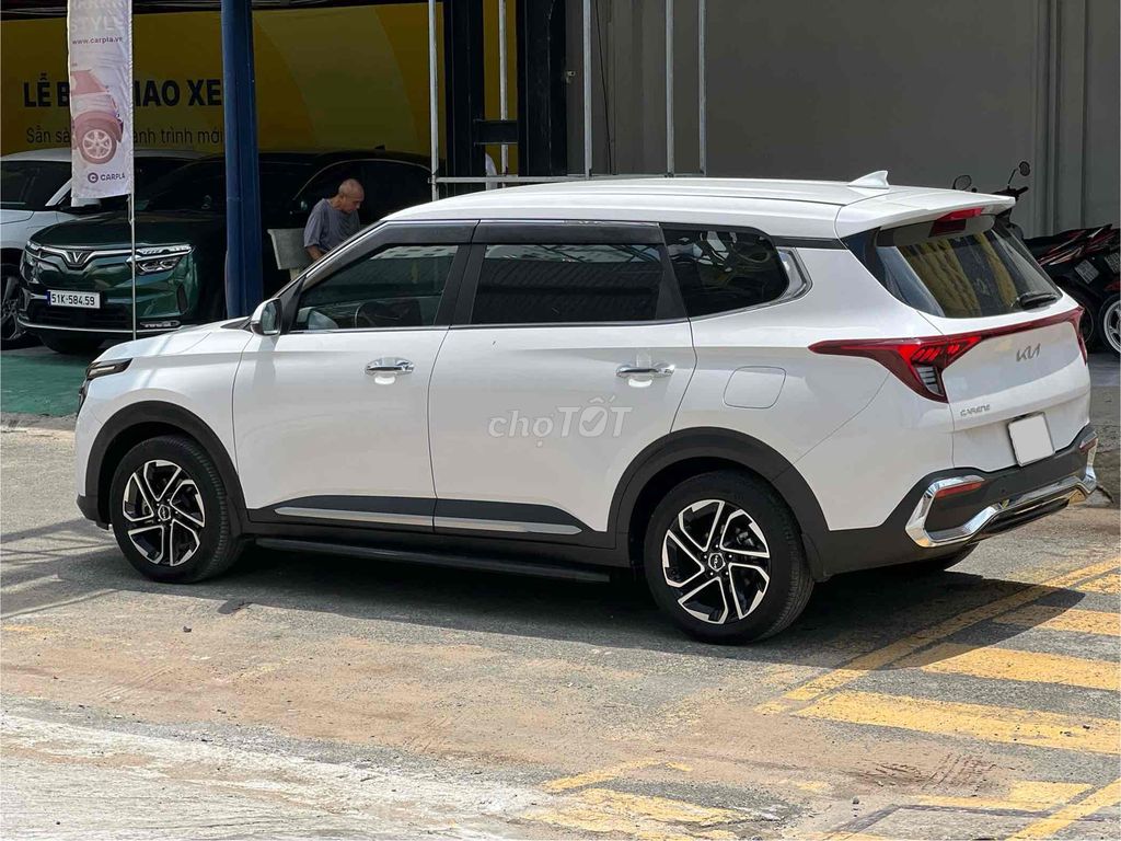 Kia Carens 2023 1.5G IVT - 24000 km. Mua bán Ô tô tại Quận Tân Phú Tp Hồ Chí Minh được đăng bởi Nguyễn Tân Xe Lướt  hình 3