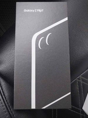 Samsung Galaxy Z Flip 7 Đen 256GB Mới 100%. Mua bán Điện thoại tại Quận 11 Tp Hồ Chí Minh được đăng bởi thanh trúc