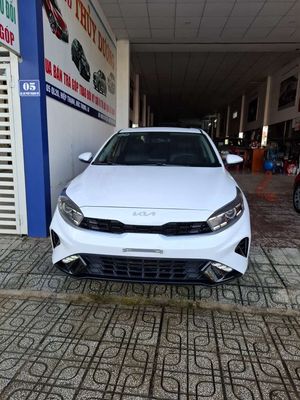 K3 tự động 2024 Luxury 1.6 AT - 39000 km. Mua bán Ô tô tại Huyện Đức Trọng Lâm Đồng được đăng bởi ÔTÔ THỦY DƯƠNG