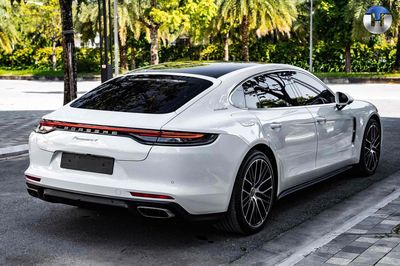 Porsche Panamera sx  2023 Trắng/ nâu siêu đẹp. Mua bán Ô tô tại Quận Long Biên Hà Nội được đăng bởi H3T Auto Việt Nam