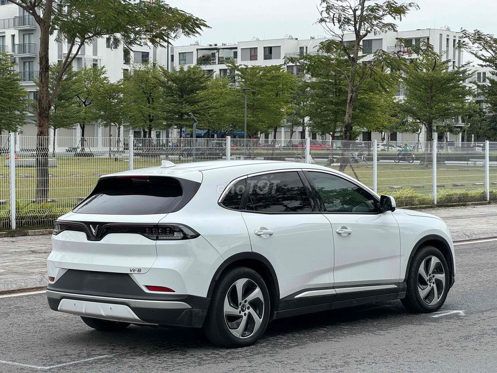 VF8 Eco 2023 GF Mua Pin Catl giảm 70tr đổi xe xăng. Mua bán Ô tô tại Quận Thanh Xuân Hà Nội được đăng bởi hoang tran minh hình 3