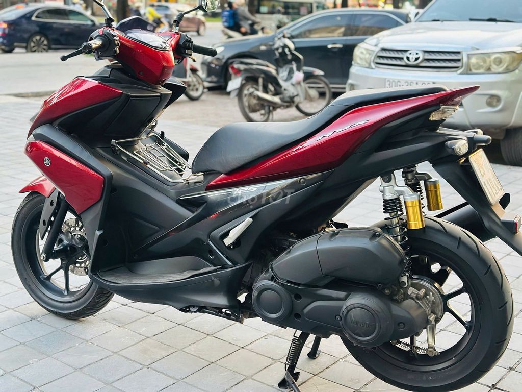 Yamaha NVX 125 Đỏ đen. Mua bán Xe máy tại Quận Nam Từ Liêm Hà Nội được đăng bởi MAI HÒA hình 2
