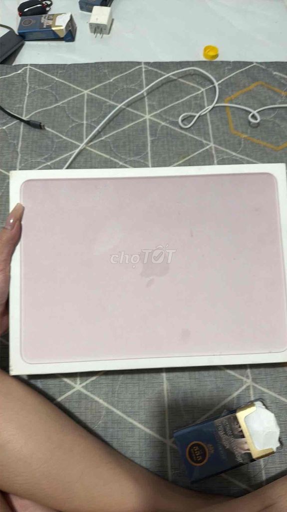 Apple MacBook neo 13 inch 8GB/256GB Hồng. Mua bán Laptop tại Thành phố Biên Hòa Đồng Nai được đăng bởi Quyen Quyen hình 1