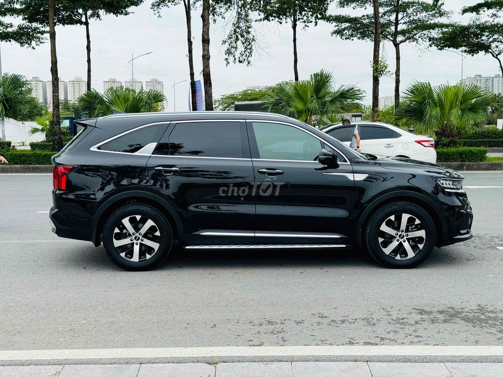 Kia Sorento 2025 Luxury 2.2 AT - 7500 km. Mua bán Ô tô tại Quận Hoàng Mai Hà Nội được đăng bởi Dương Xuân Trường hình 8