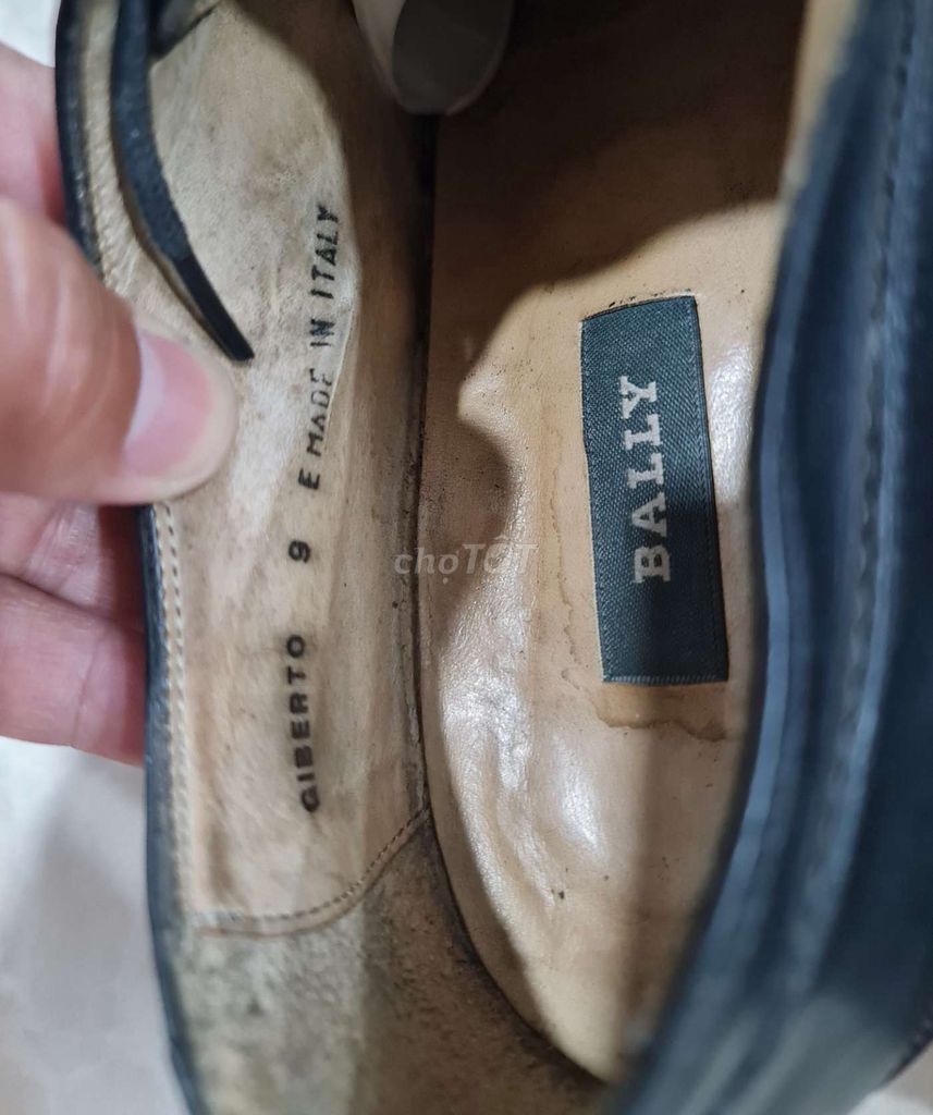 Giầy Bally 42 fix chân 43.. Mua bán Giày dép tại Quận Gò Vấp Tp Hồ Chí Minh được đăng bởi Anh Ba  Hàng hiệu tuyển Chuyên bán Online uy tín hình 3