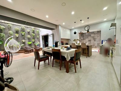 Bán biệt thự D2D, Thống Nhất, Biên Hòa: 9( NH: 12,9m) x 18, giá 19 tỷ. Mua bán nhà ở tại Thành phố Biên Hòa Đồng Nai được đăng bởi thành
