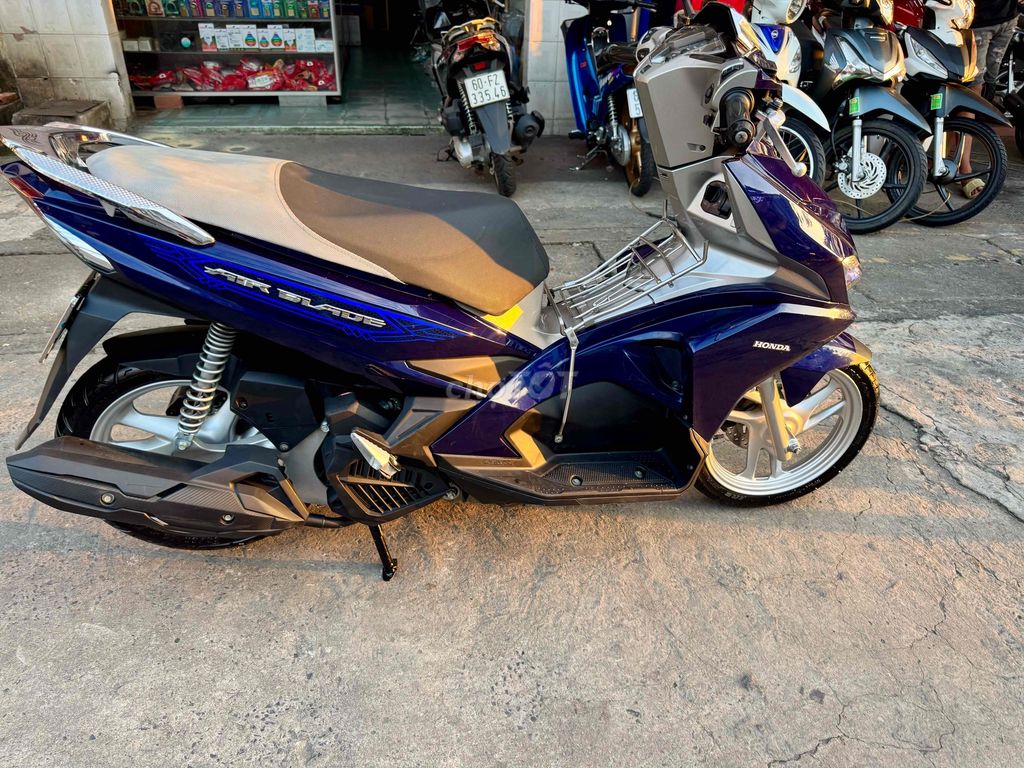 ❇️❇️ AB 125 Xanh đen 2018 khoá Smarkey rất đẹp. Mua bán Xe máy tại Thành phố Biên Hòa Đồng Nai được đăng bởi XE MÁY CŨ THÀNH MỸ  hình 11