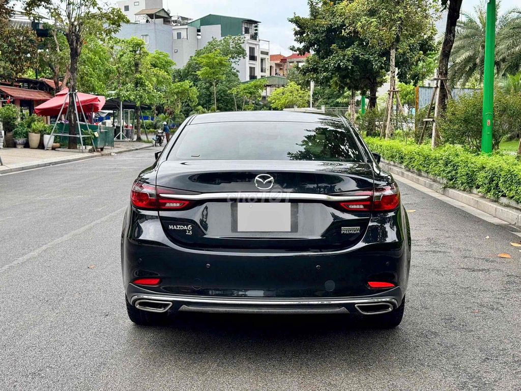 Mazda 6 2022 Signature Premium 2.5 AT - 43000 km. Mua bán Ô tô tại Quận Thanh Xuân Hà Nội được đăng bởi VIỆT NGUYÊN AUTO hình 3