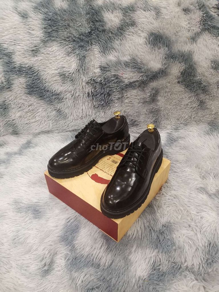 Giày hiệu BYSLIM Size 41