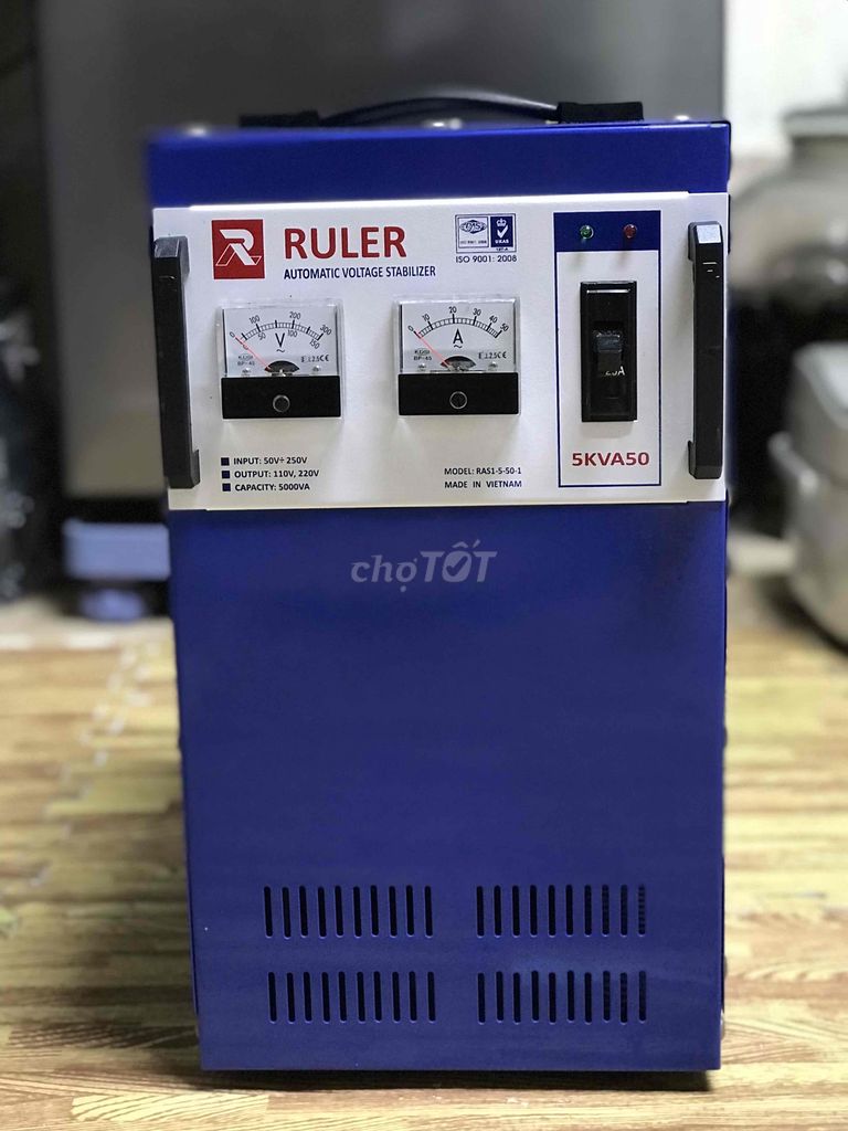 Ổn áp RULER . 5KVA