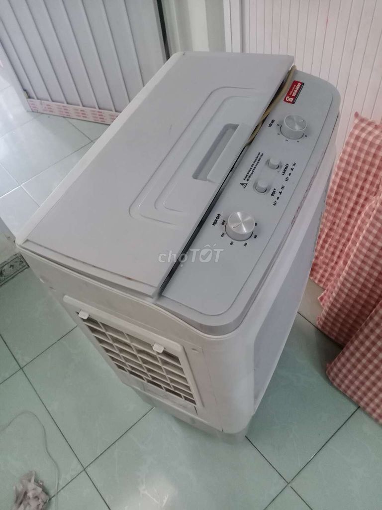 Quạt điều hoà Sunhouse SHD7734 màu trắng 30L, 150W