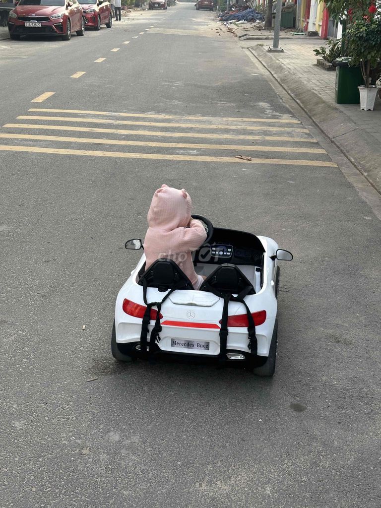 xe điện trẻ em. Mua bán Mẹ và bé tại Thị xã Tân Uyên Bình Dương được đăng bởi hoang hai hình 1