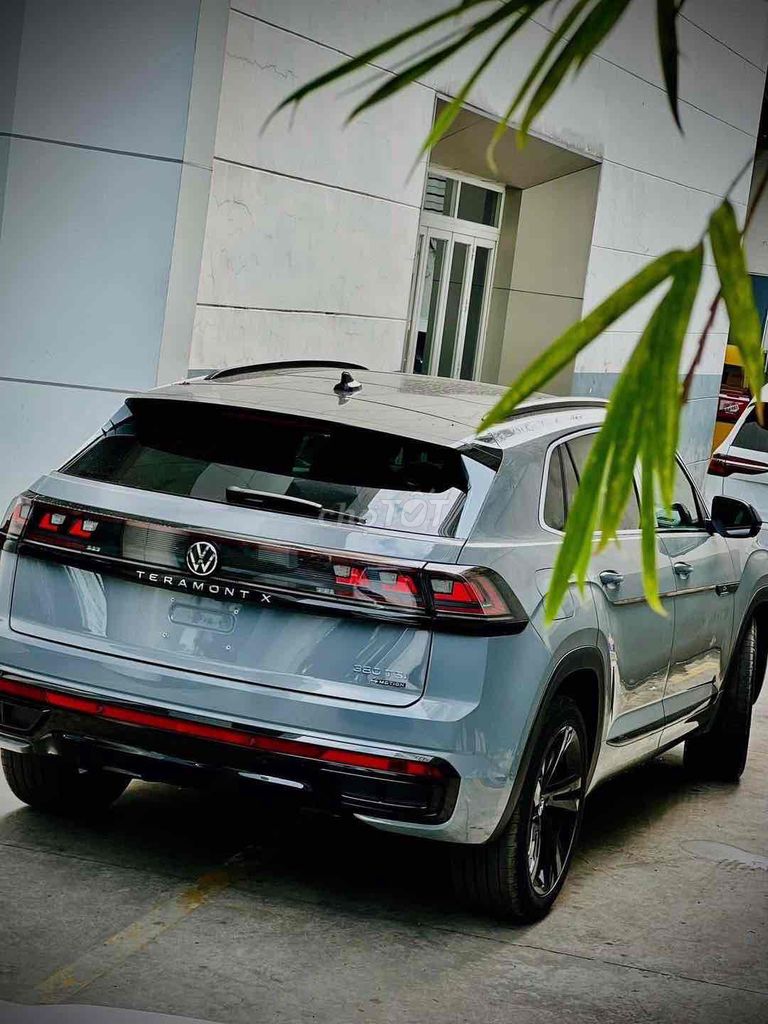 Teramont X Chỉ 440Tr Nhận Xe. Cam Kết Giá Tốt Nhât. Mua bán Ô tô tại Quận Tân Bình Tp Hồ Chí Minh được đăng bởi Nguyễn Trí Thanh Tâm hình 3
