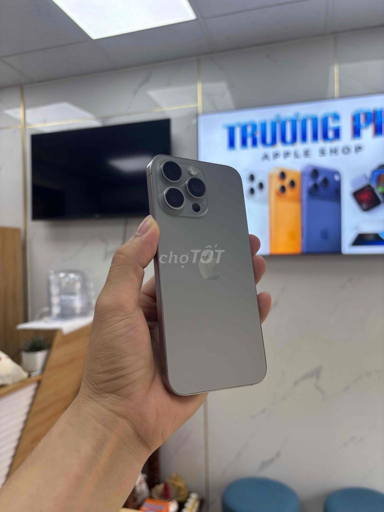 Apple iPhone 15 Pro Max 256GB Xám. Mua bán Điện thoại tại Quận Sơn Trà Đà Nẵng được đăng bởi Diễm Diễm hình 1