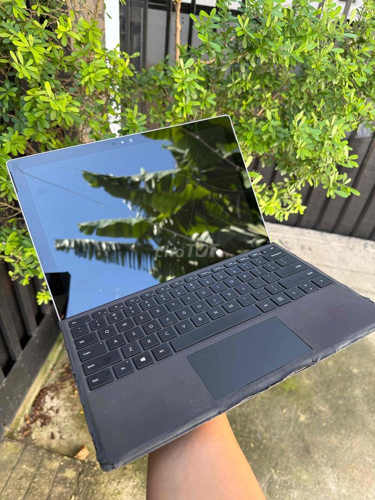 Microsoft Surface Pro 4 i5 4GB/128GB. Mua bán Laptop tại Huyện Hóc Môn Tp Hồ Chí Minh được đăng bởi Đam mê công nghệ hình 1