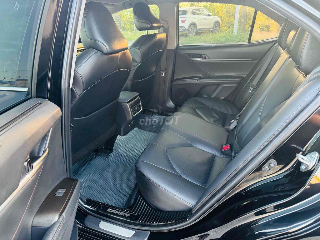 Toyota Camry 2022 2.5 Q. Mua bán Ô tô tại Huyện Sóc Sơn Hà Nội được đăng bởi AUTO VĨNH CƯỜNG hình 10