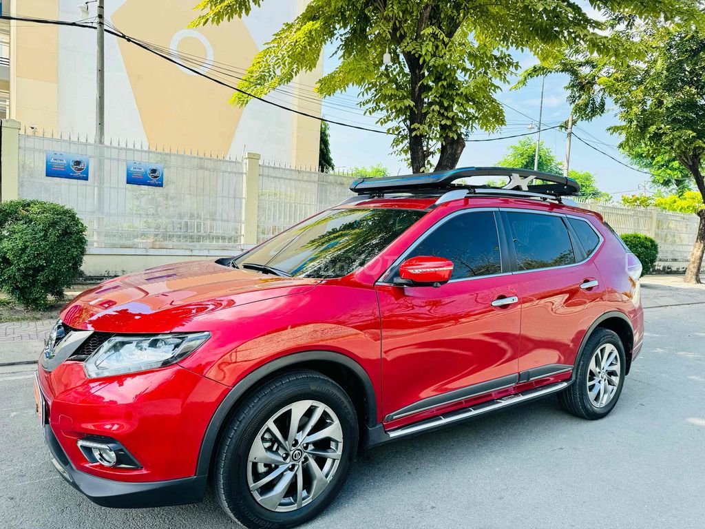 Nissan X trail 2018 2.5 SV 4WD Premium - 66000 km