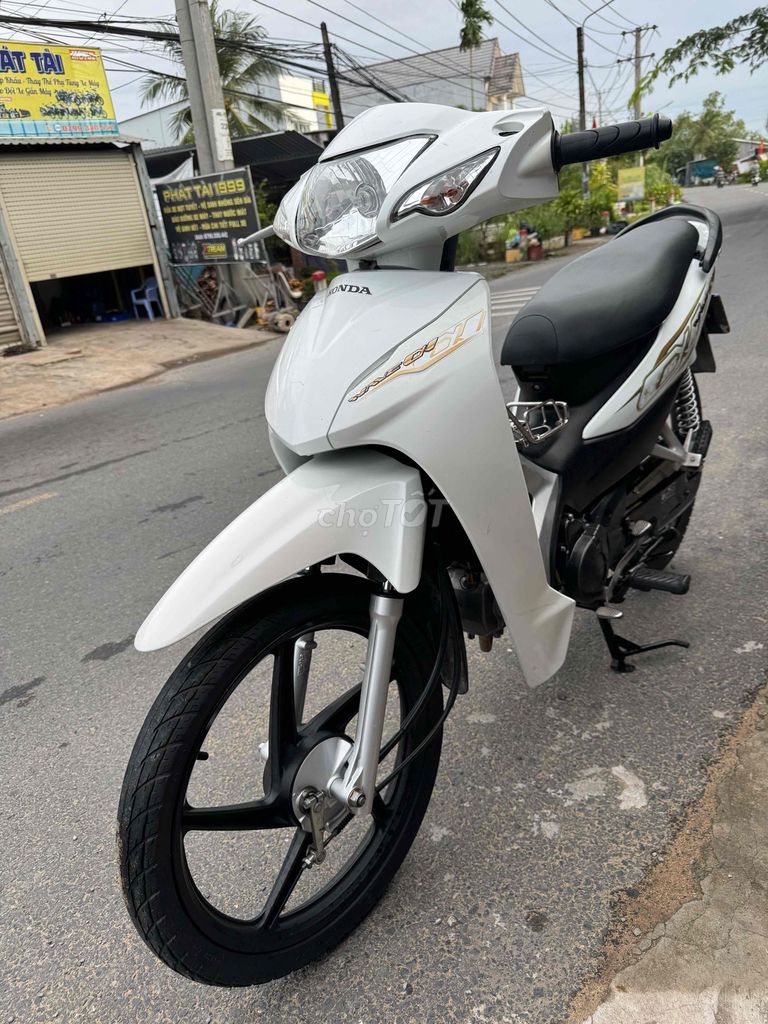 anpha may zin em .9chủgia 13.5 lh ***. Mua bán Xe máy tại Huyện Phong Điền Cần Thơ được đăng bởi Thanh Dang Hoang hình 2