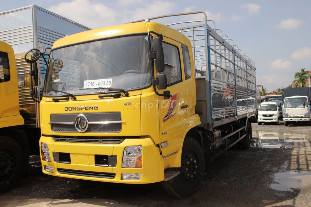 Giá xe Dongfeng 9 tấn mới giá 910 triệu. Liên hệ ngay: 0906987366