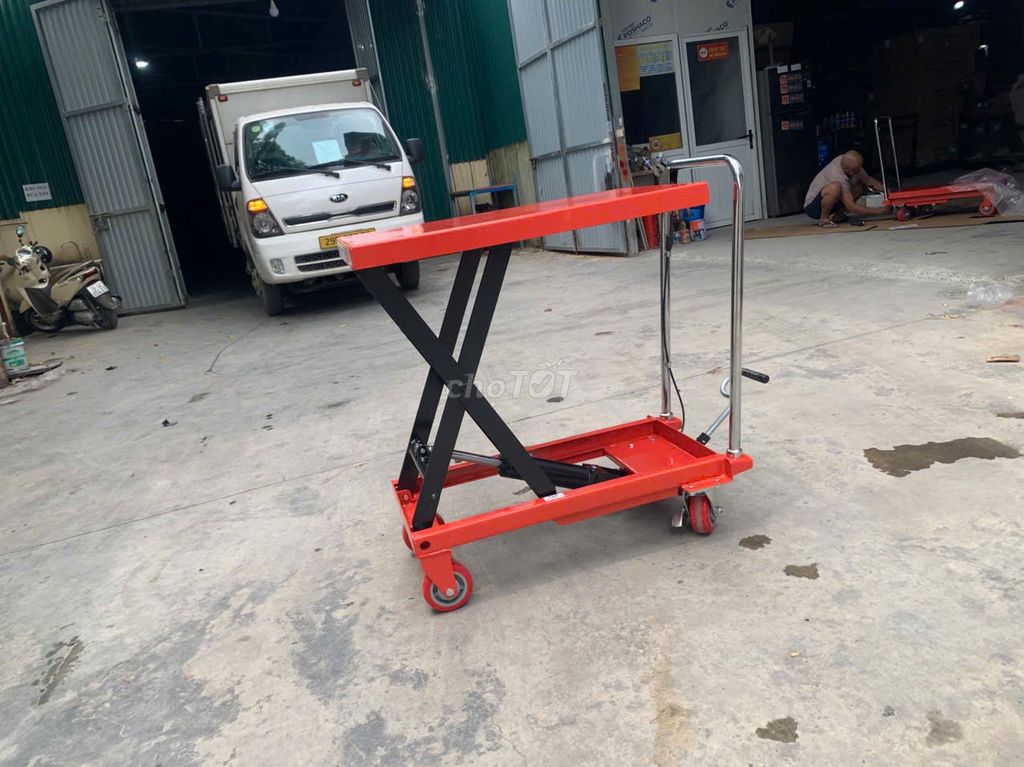 XẢ KHO THANH LÝ XE NÂNG BÀN WP300 HẠ THẤP 280MM. Mua bán Đồ chuyên dụng, Giống nuôi trồng tại Thành phố Phúc Yên Vĩnh Phúc được đăng bởi Nguyễn thị cúc hình 1