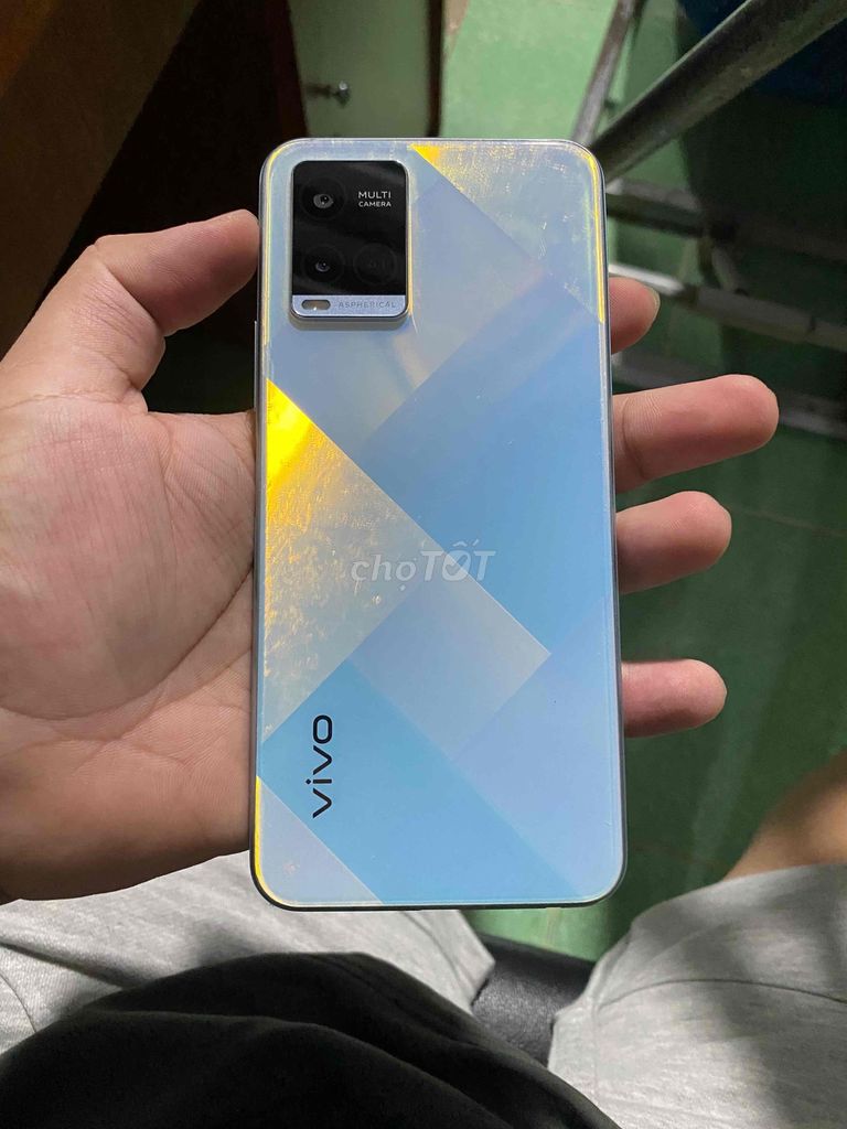 CẦN BÁN VIVO Y21