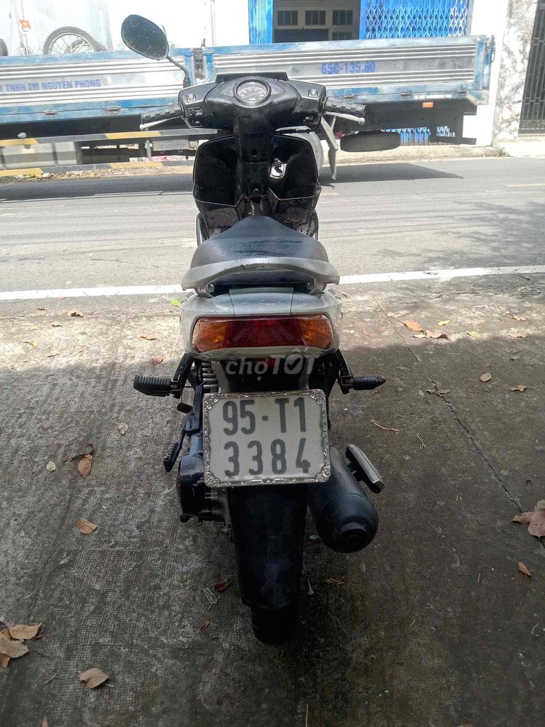 Honda Click 110 Trắng biển 95 máy êm ru. Mua bán Xe máy tại Quận Cái Răng Cần Thơ được đăng bởi Cầm Đồ Minh Tấn hình 5