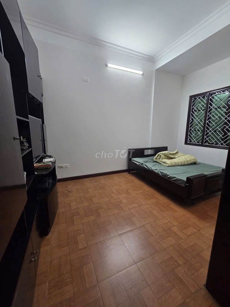 Дом в аренду в Луонг Кхань Тхиене, Хоанг Май - 50 м², 4 спальни, полный