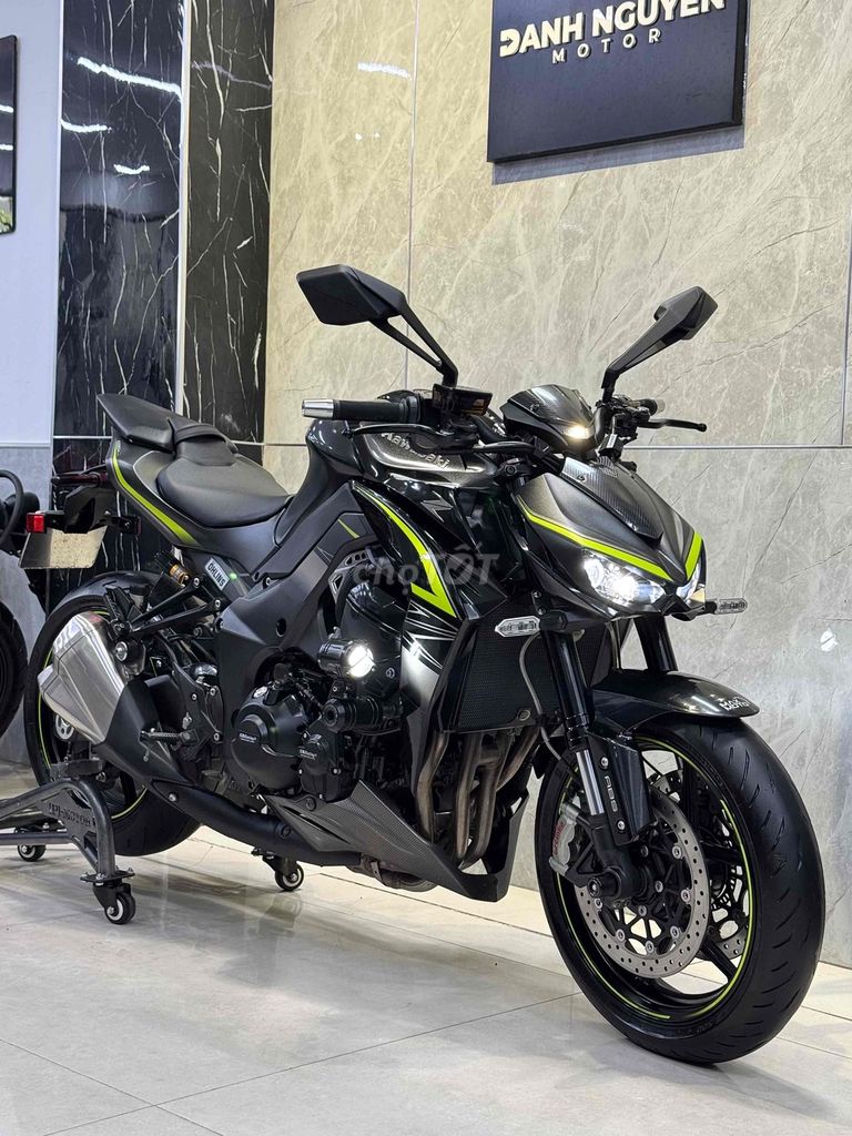 Кавасаки Z1000R 2018 Черно-зеленый