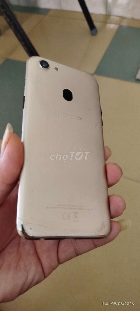Oppo F5 Vàng Đã sử dụng. Mua bán Điện thoại tại Thị xã Vĩnh Châu Sóc Trăng được đăng bởi Khện hình 1