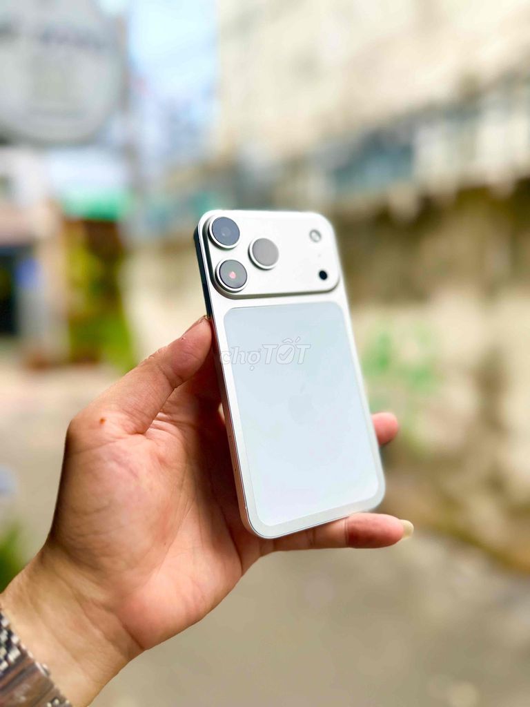 Apple iPhone 17 Pro 64GB Bạc. Mua bán Điện thoại tại Thành phố Vũng Tàu Bà Rịa - Vũng Tàu được đăng bởi BINHHYK  hình 1