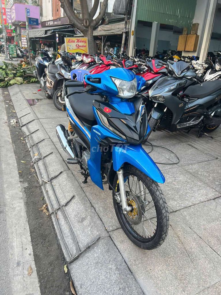 Honda wave RSX Fi 2018 mới 90% biển số thành phố. Mua bán Xe máy tại Quận Tân Phú Tp Hồ Chí Minh được đăng bởi Tuanduy hình 3