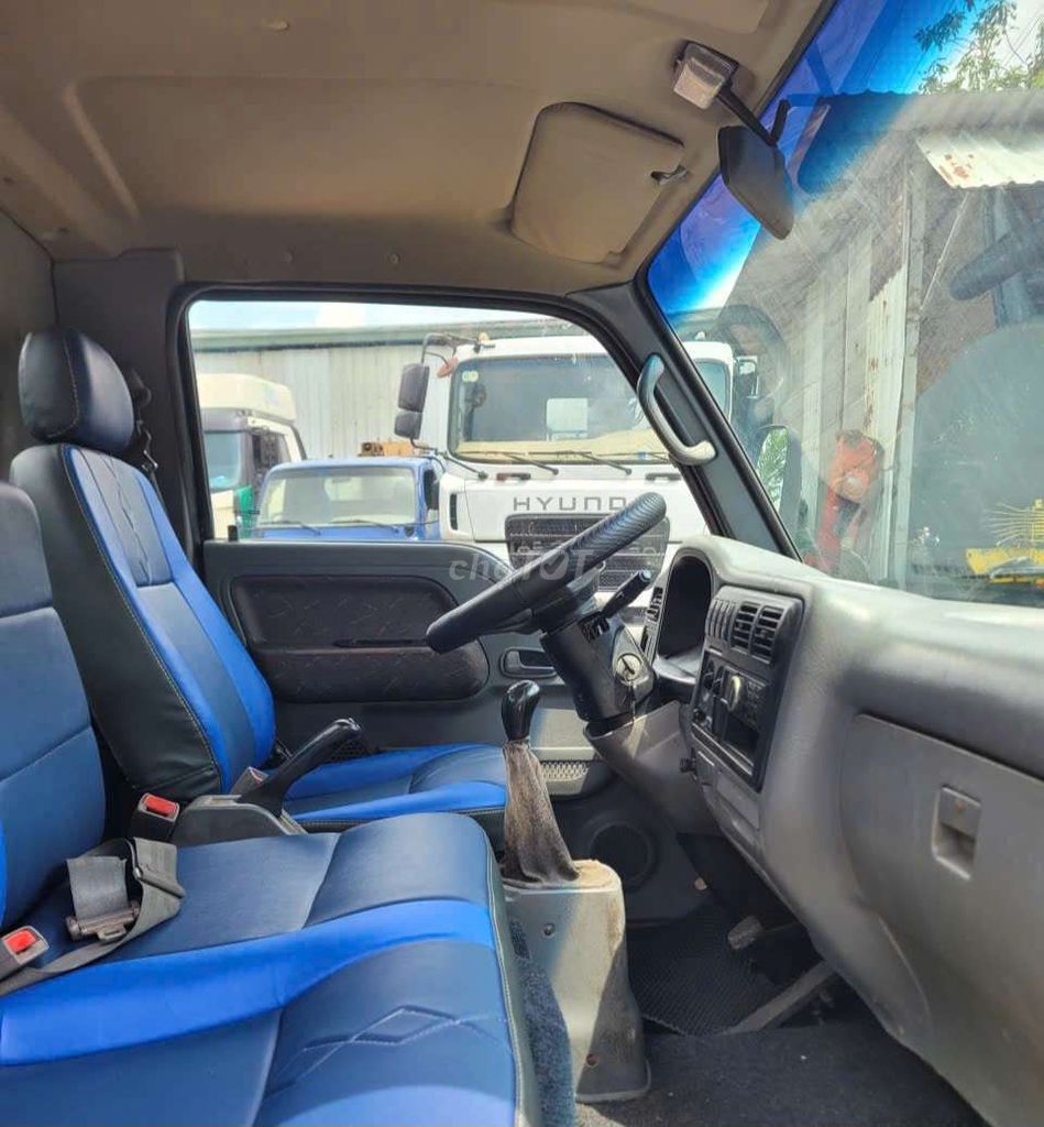 Bán gấp kia 2.4 tấn đời 2017 thùng kín 3m5. Mua bán Xe tải, xe ben tại Thành phố Thuận An Bình Dương được đăng bởi Xe tải Bình Dương hình 2