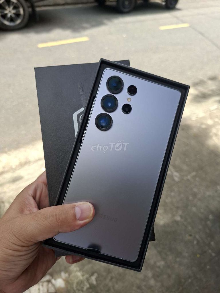 GalaxyS25 Utra like new fullbox hàng VN còn BH dài. Mua bán Điện thoại tại Thành phố Huế Thừa Thiên Huế được đăng bởi Chuyên Hàng Công Ty hình 2