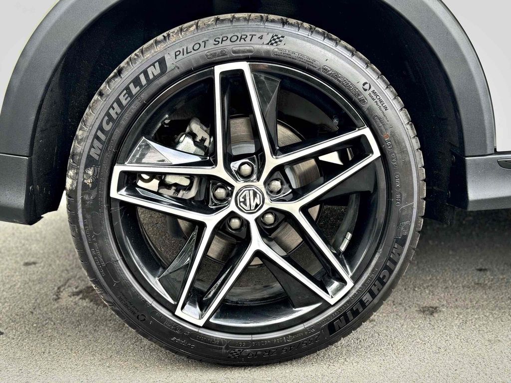 MG RX5 2024 luxury - 1000 km. Mua bán Ô tô tại Quận Cầu Giấy Hà Nội được đăng bởi Thái Hoàng Long Auto hình 18