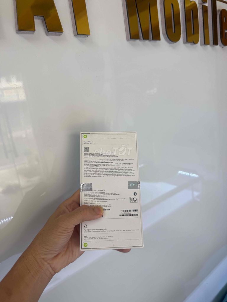 Apple iPhone 17 Pro Max 512GB Bạc FPT Shop Mới. Mua bán Điện thoại tại Thành phố Thủ Đức Tp Hồ Chí Minh được đăng bởi minh long  hình 1