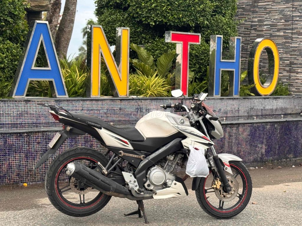 fz150i chính chủ - máy zin. Mua bán Xe máy tại Quận Cái Răng Cần Thơ được đăng bởi Tú hình 2