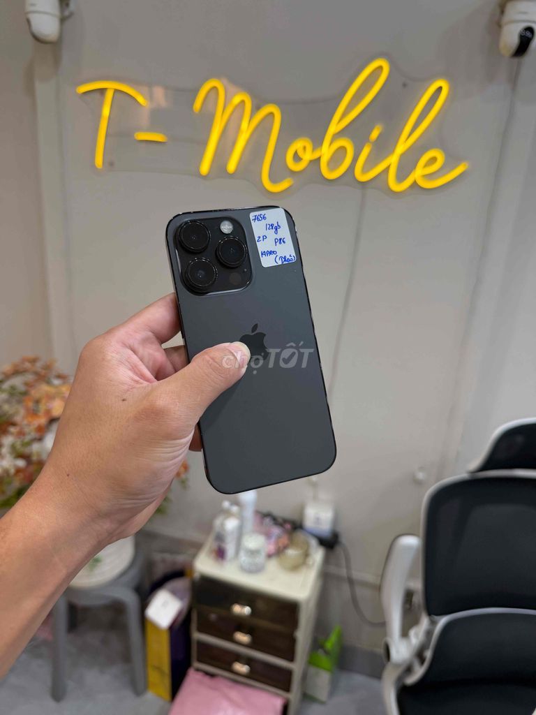 14 Pro 128Gb Quốc Tế zin full bản khay sim. Mua bán Điện thoại tại Quận Thanh Xuân Hà Nội được đăng bởi Ngô Tráng T Mobile hình 1