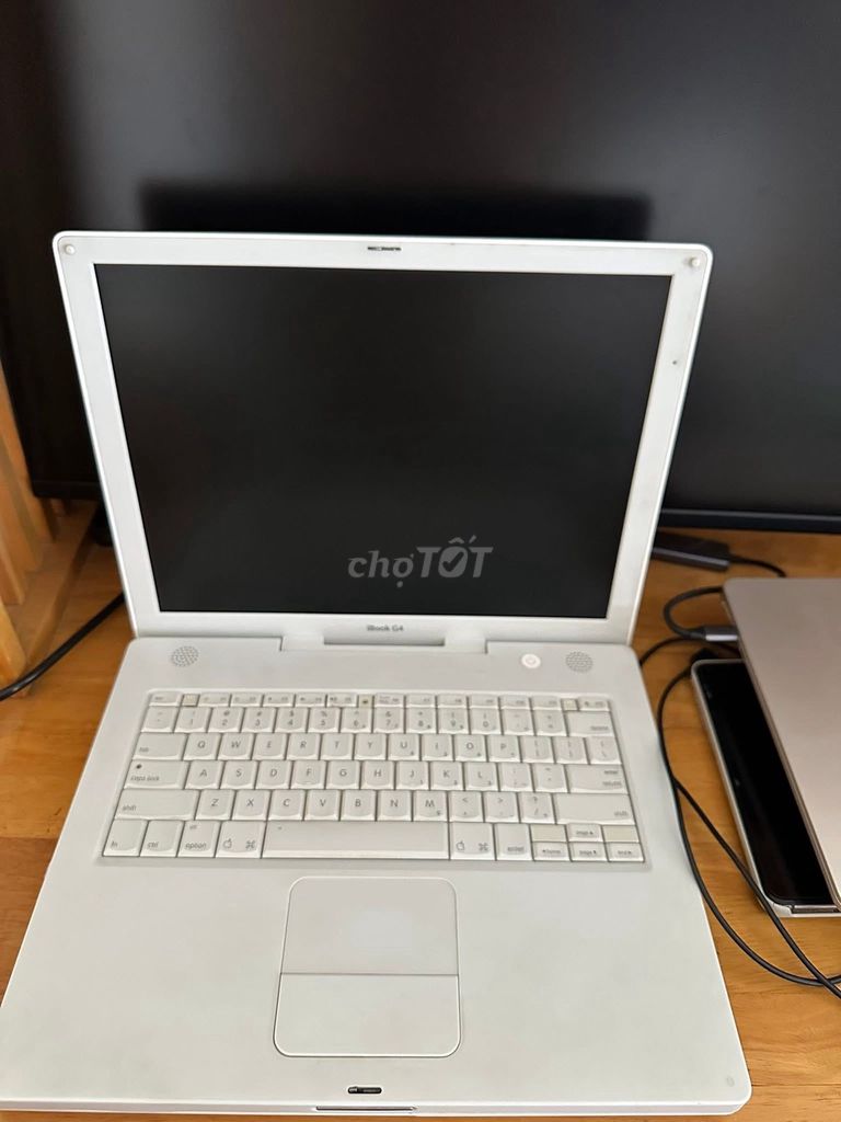 Apple iBook G4 Trắng 2003. Mua bán Đồ sưu tầm, đồ cổ tại Quận Thanh Khê Đà Nẵng được đăng bởi Hoàng Hoài Nhi hình 1