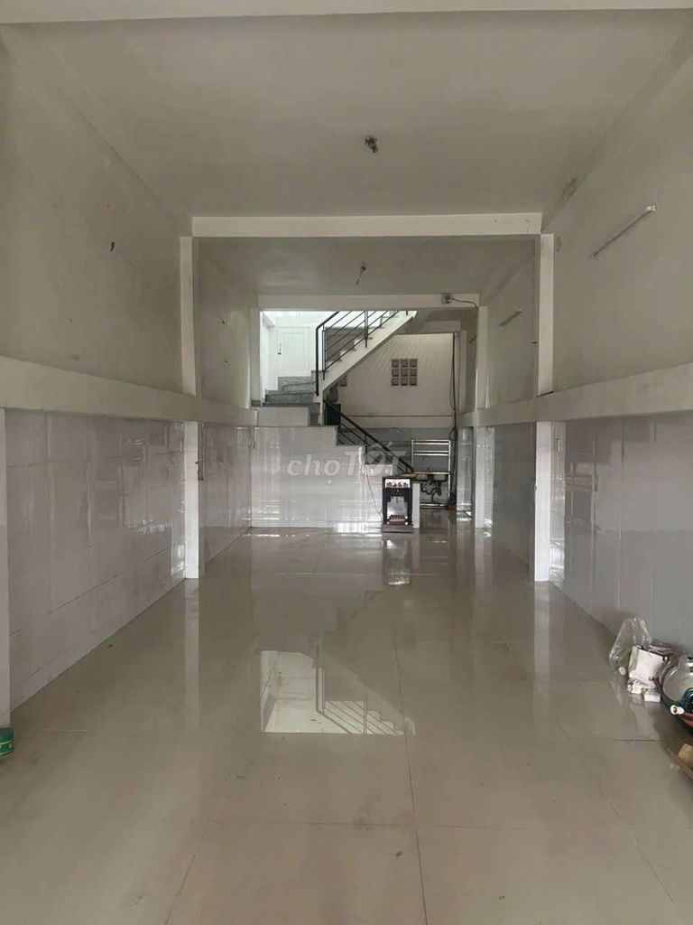 Rent · 3 bd · 80 м² · Quận Tân Phú, ул. Đường Bình Long