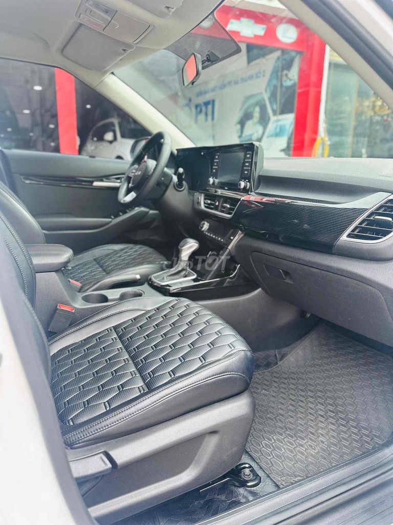 Kia Seltos 2023 1.6 Luxury. Mua bán Ô tô tại Quận Hoàng Mai Hà Nội được đăng bởi anh Biên hình 9