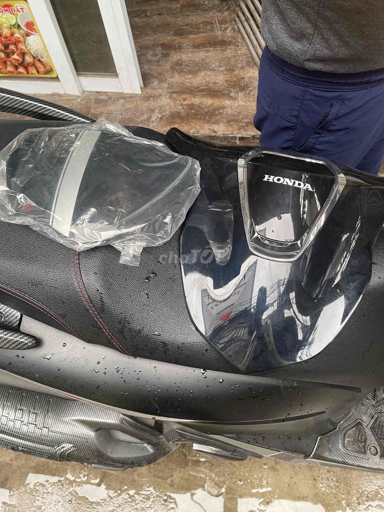 SH 150 ABS 2022 Bản Sport Như Mới Đi Ít Chính Chủ. Mua bán Xe máy tại Quận Hoàng Mai Hà Nội được đăng bởi Tuấn Giang hình 8