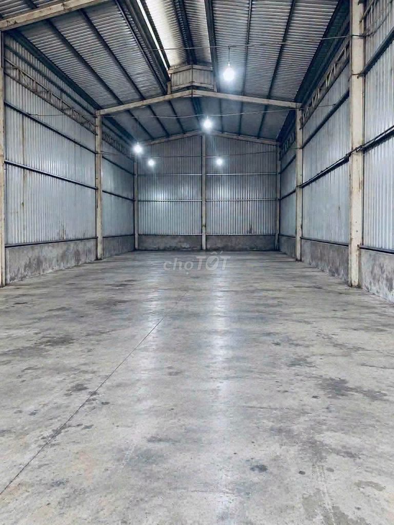 Cho thuê Xưởng 200m2. gò Dưa, 15tr/ tháng