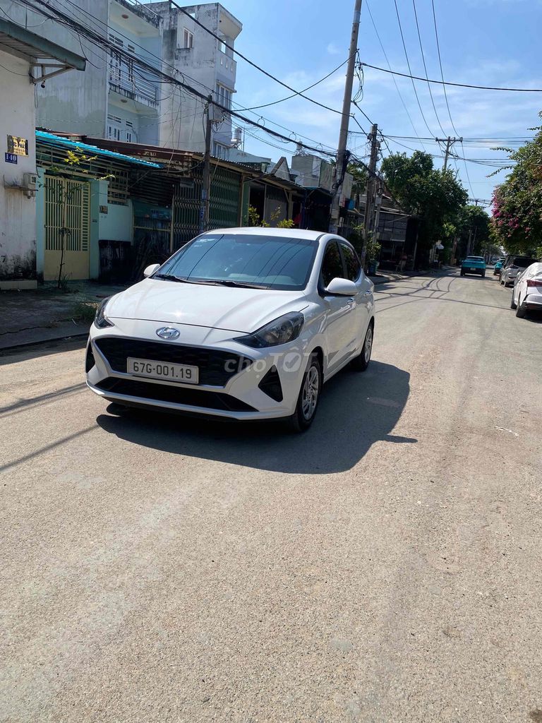 Hyundai Grand i10 Trắng Ghế da Tự động. Mua bán Ô tô tại Quận 12 Tp Hồ Chí Minh được đăng bởi tran van duc hình 1