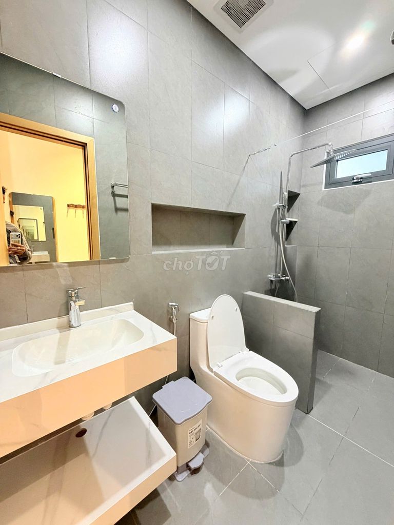 Brand-new furnished 2-bedroom apartment on Hòa Minh 26 — photo 11