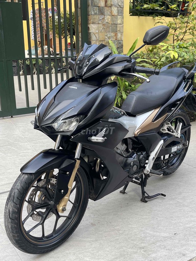 cần bán xe whinerX 2020 abs chính chủ ký giấy. Mua bán Xe máy tại Quận 7 Tp Hồ Chí Minh được đăng bởi Đinh Hiêp hình 2